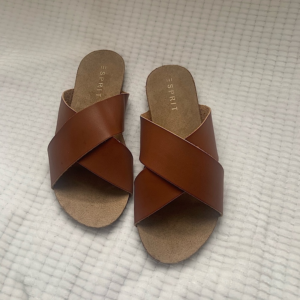 Sprit Slip on Leather Brown Sandals Size 9